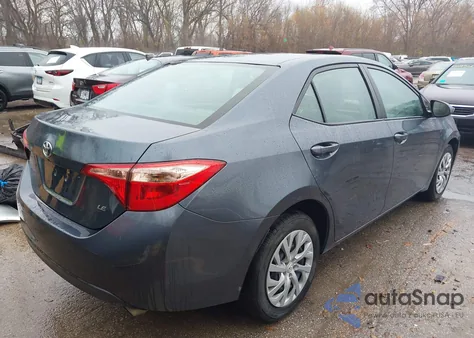 2017 Toyota Corolla Le z USA, uszkodzony, nr VIN 2T1BURHE4HC851091